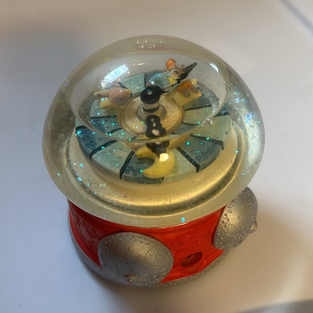 sleeping mice music box snow globe